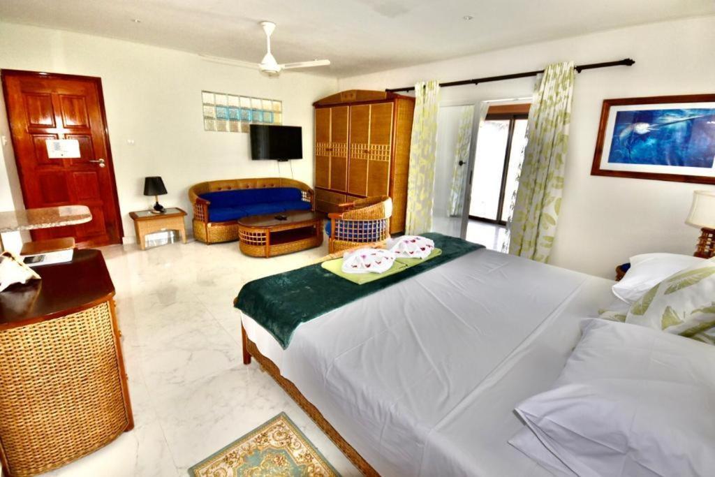 Sea Splash Self Catering And La Petite Maison Grand Anse (Praslin) Exterior foto