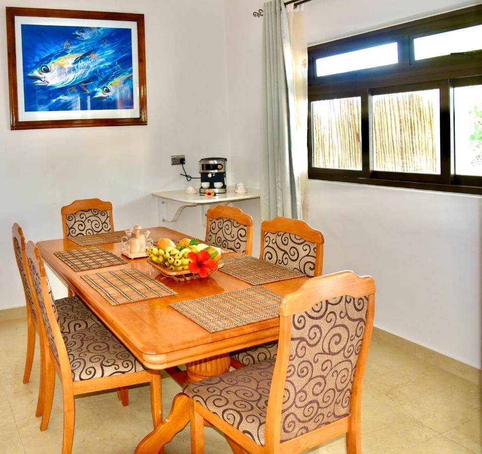 Sea Splash Self Catering And La Petite Maison Grand Anse (Praslin) Exterior foto
