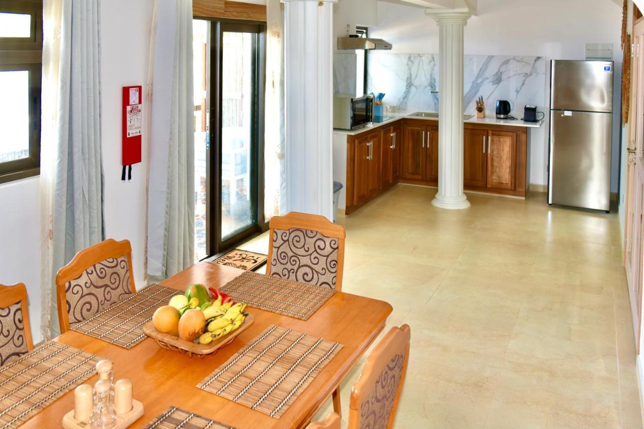 Sea Splash Self Catering And La Petite Maison Grand Anse (Praslin) Exterior foto
