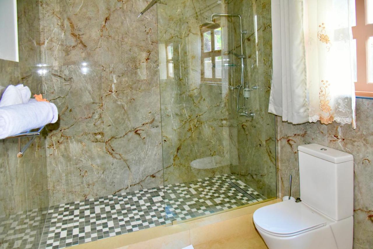Sea Splash Self Catering And La Petite Maison Grand Anse (Praslin) Exterior foto